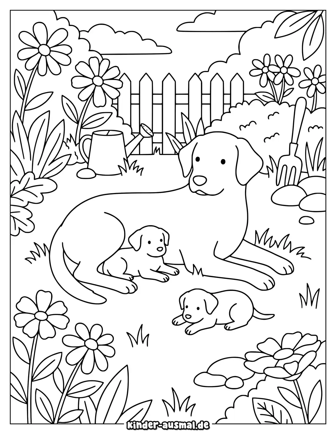 Labrador Mutter liegt neben zwei kleinen Welpen im Garten.